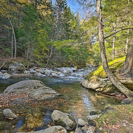 Remote Cabin With Fire Pit 3 Miles To Stowe Mtn! 외부 사진