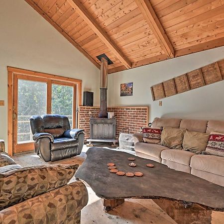 Remote Cabin With Fire Pit 3 Miles To Stowe Mtn! 외부 사진