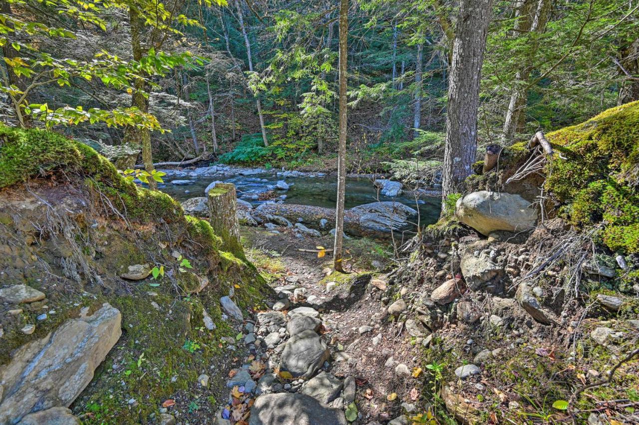 Remote Cabin With Fire Pit 3 Miles To Stowe Mtn! 외부 사진